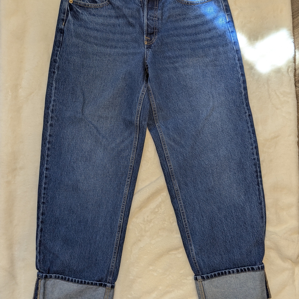 Universal Thread Blue Ankle & Cropped Jeans